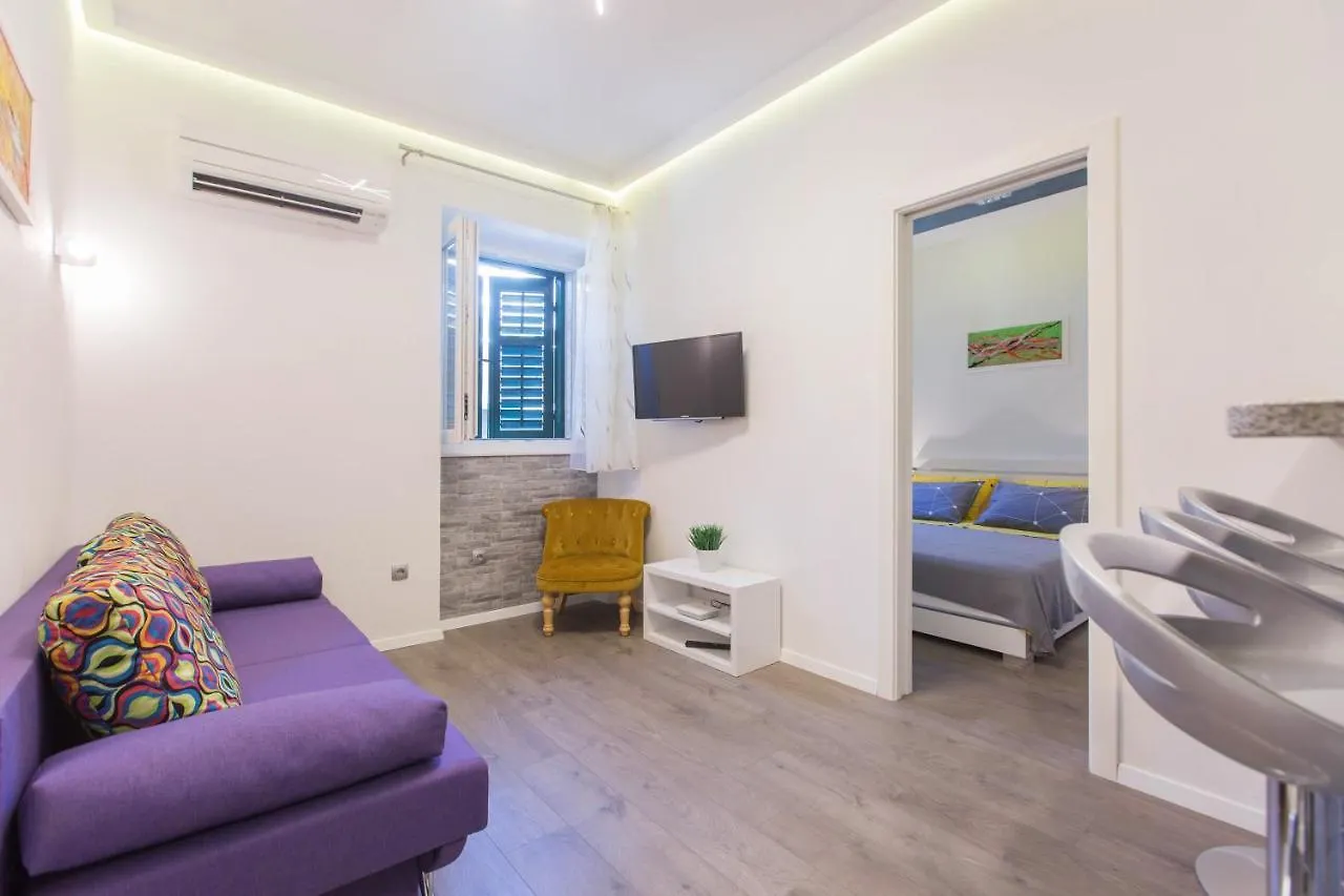 Centrino Apartment Split